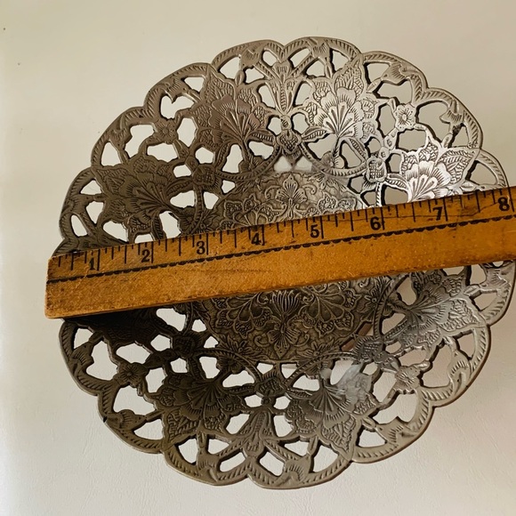 2 silver color metal bowls - Picture 6 of 9